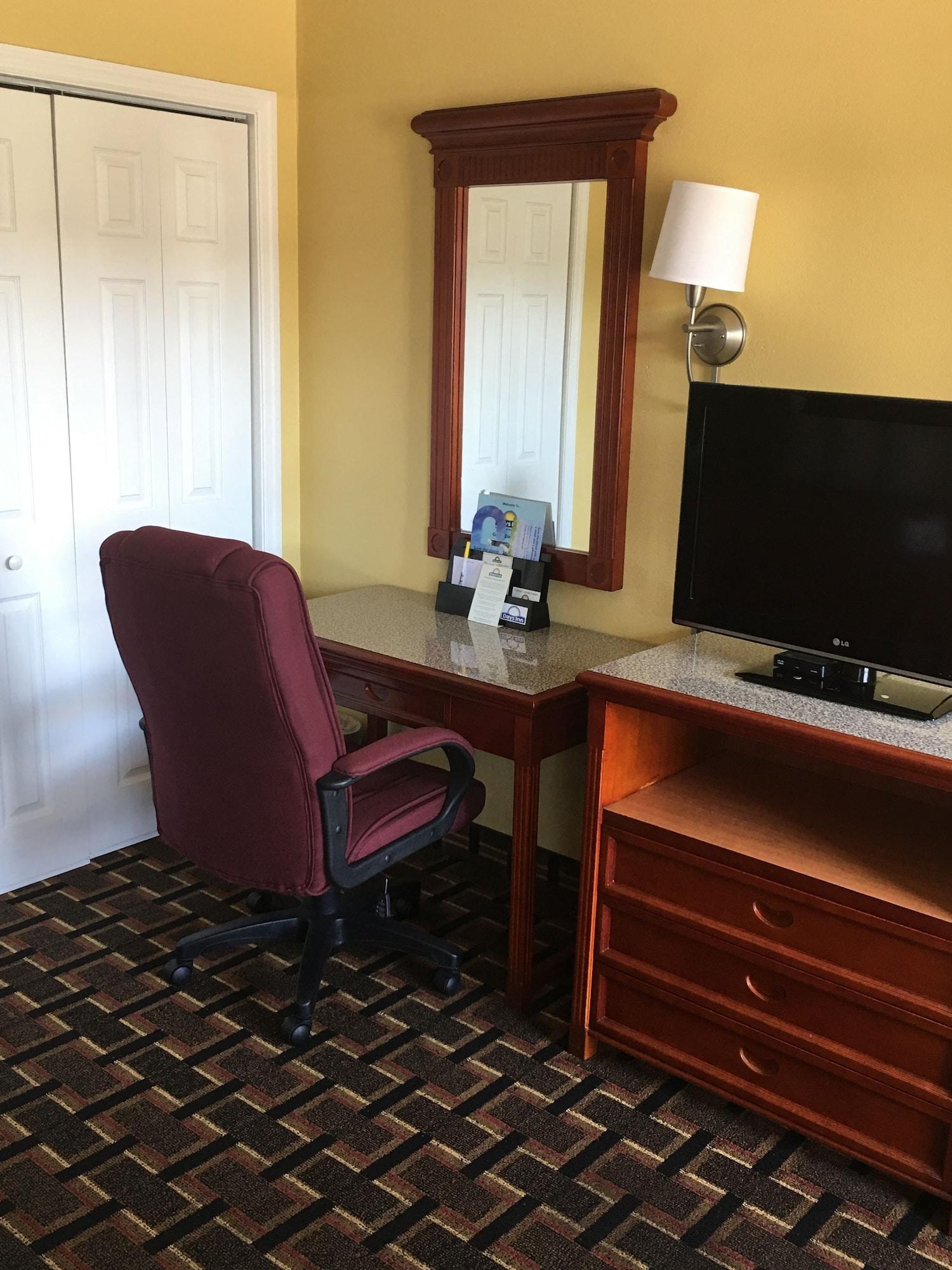 Days Inn By Wyndham Orange City/Deland Экстерьер фото